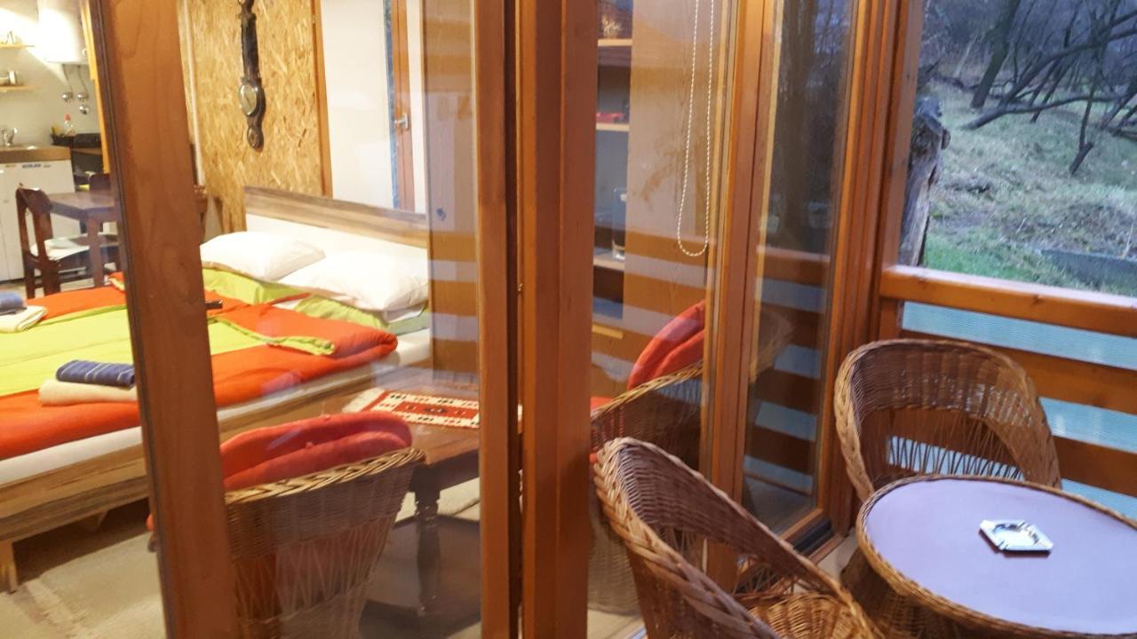 Obiteljski Apartman Borovi Visoko Exteriér fotografie