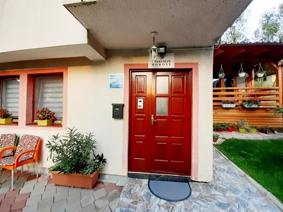 Obiteljski Apartman Borovi Visoko Exteriér fotografie